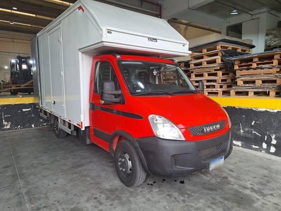 IVECO DAILY 35S14 CHASSI CABINE TURBO INTERCOOLER DIESEL 2P MANUAL IVECO DAILY 35S14 CHASSI CABINE TURBO INTERCOOLER DIESEL 2P MANUAL